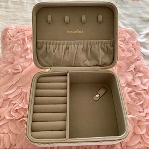 Pandora Jewelry Box Case!💍.